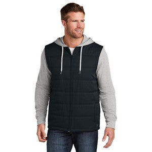 EMBROIDERED LOGOTravisMathew Tides Up Hooded Jacket