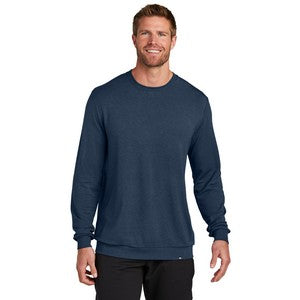 EMBROIDERED LOGOTravisMathew Long Weekend Crew